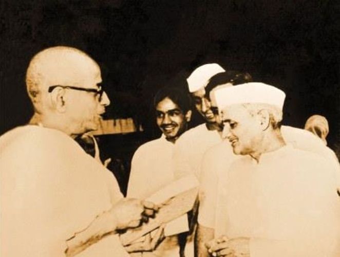 Prabhupada with Lal Bahadur Shastri