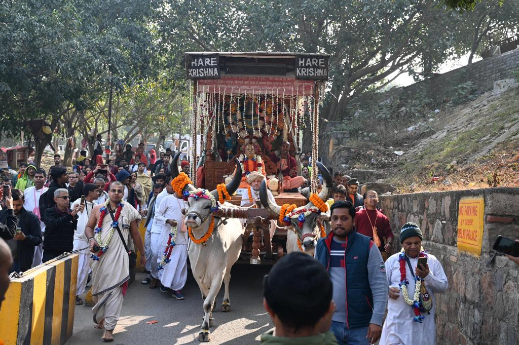 नया